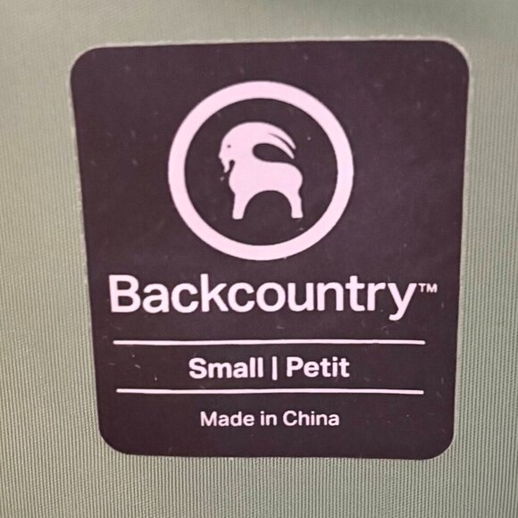 NWOT Backcountry SunTrace 1/4-Zip Long-Sleeve Top, Green, Size Small - Picture 8 of 8